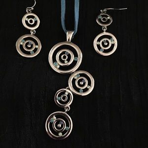 Lia Sophia necklace and earrings set